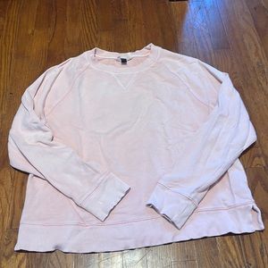 Universal Threads Baby Pink Crew!